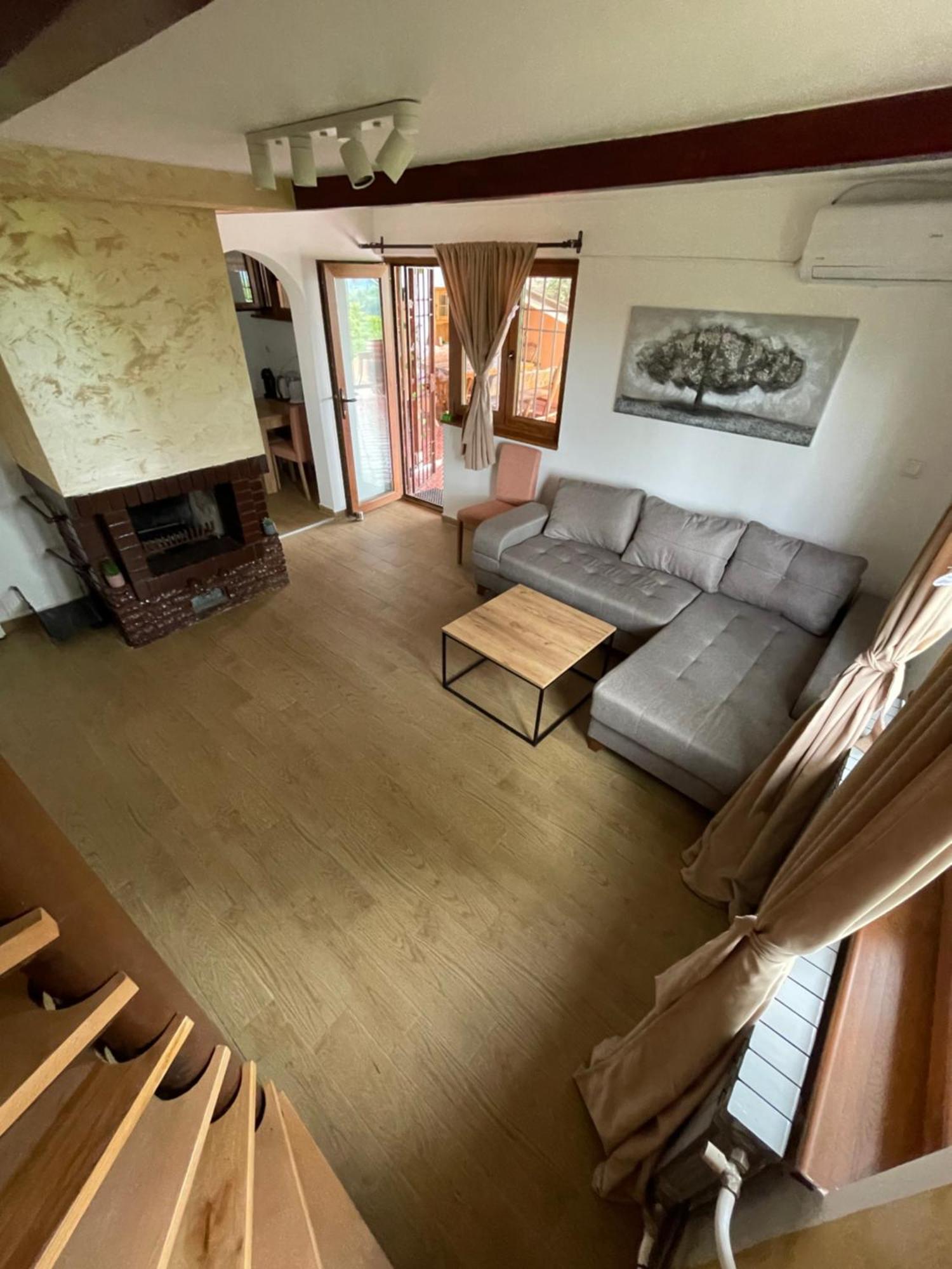 Kuca Na Dan Sa Bazenom Hedonist Place Zaklopaca  Dış mekan fotoğraf